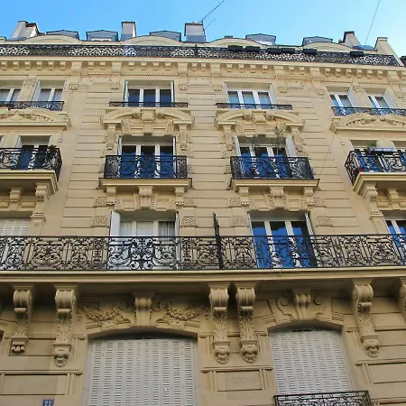 Large & Bright Apartment, Paris, Montmartre-opera, Picturesque Rue Des Martyrs 호텔 파리