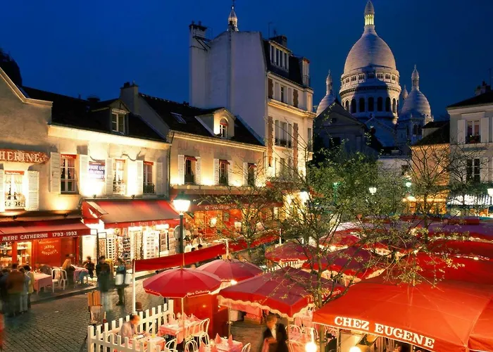 Large & Bright Apartment, Paris, Montmartre-opera, Picturesque Rue Des Martyrs Paris