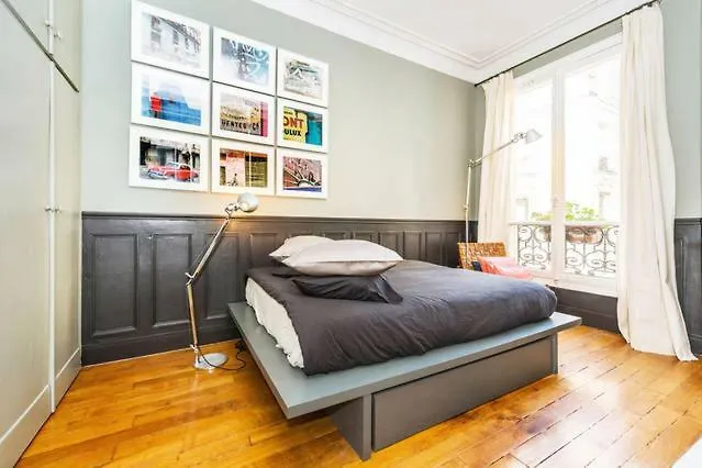 Large & Bright Apartment, Paris, Montmartre-opera, Picturesque Rue Des Martyrs Hotel Paris